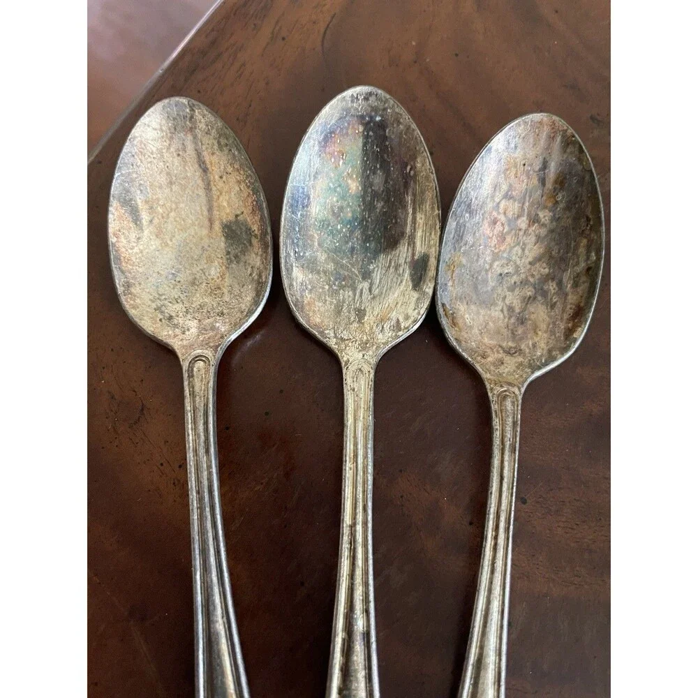 Vintage Wm. A Rogers Hotel Plate Oneida Ltd. 3 Spoons & 4 Forks